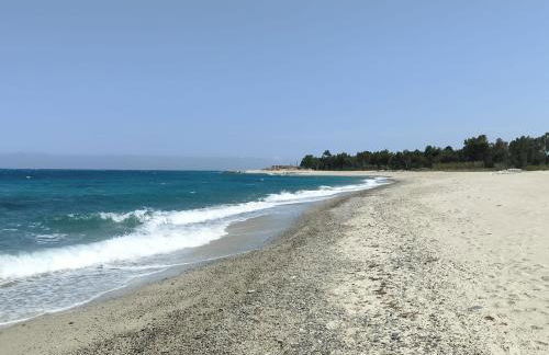 Apartment - Sleeps 4 - Pool - Parking - Foto 7