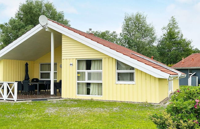 Holiday Home in Otterndorf - Photo 1