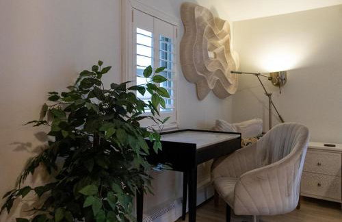 Quiet Cottage In The Woods, with Hot Tub! - Foto 23