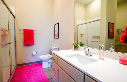 Rose Quartz Suite - NEW 2 bdrm 2 bath - Foto 8