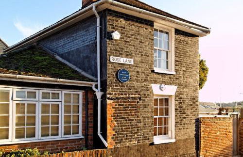 Chic Pet-Friendly Cottage, Fireplace, Wivenhoe - Foto 37