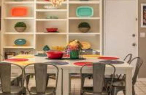 MagicwayVillas TeaCup Pool House - Walking Distance to Disneyland - Foto 12