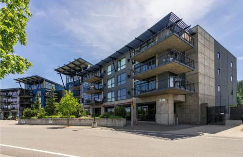 Downtown Condo Above Restaraunts- Free Parking - Foto 41