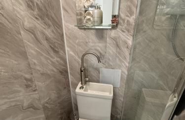 The Garage Guest House - Foto 10