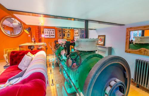 The Engine Room - Photo 9