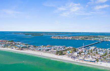 NEW! Manatee Dreams, Pool & Boat Slip, Min to AMI! - Foto 33