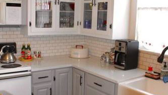 The Mountain House - An Oasis in Town! Summer Sleeps 10! - Photo 2