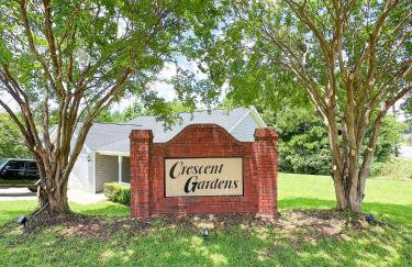 Crescent Gardens-3 Miles from UA - Foto 22