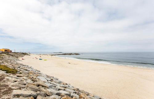 Mindelo 3BDR Duplex House W/Pool - Foto 36