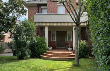 Casa con jardín para Grupos y Familias, 6 habitaciones - Foto 1