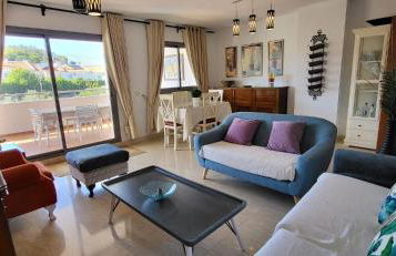 Fuengirola - Luxury 3 bedrooms apartment - Photo 9