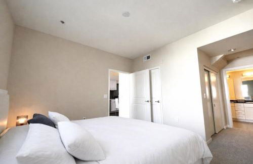 Luxury Residence Loft 3 Beds with Pool and Gym - Photo 14