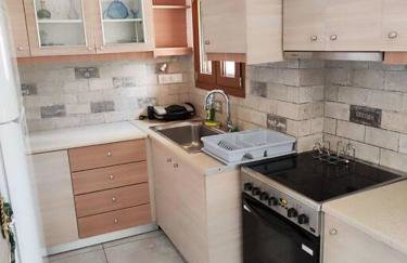 Seafront two-storey house in Kardamyla - Foto 3