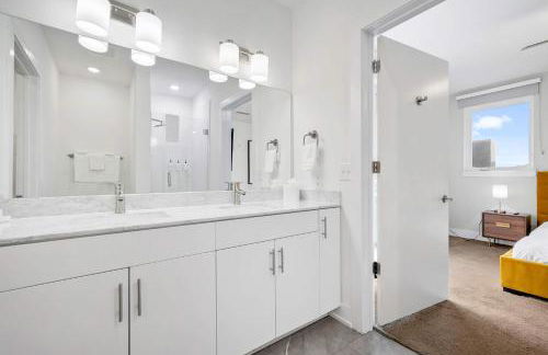 2B2B with Private Balcony Modern & Stylish - 6 - Foto 11