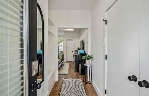 Nestled Nook Studio #2 @ East End Revitalized - Foto 8