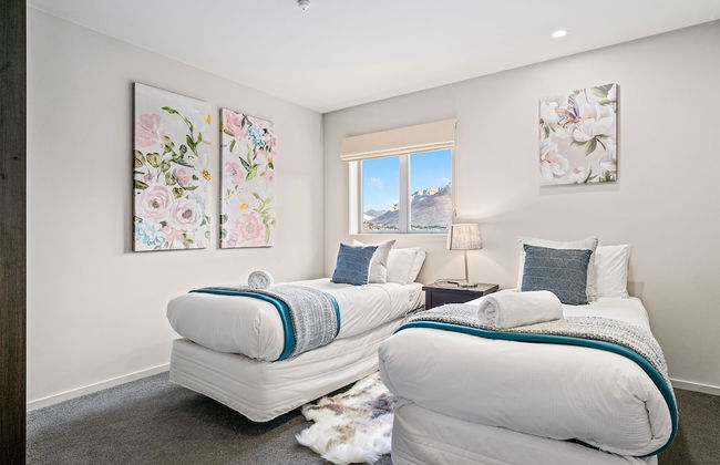 LAKEFRONT PENTHOUSE APARTMENT WITH 270-DEGREE VIEW - Foto 3