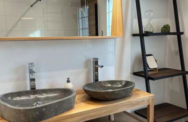 Villa Les Folies - magnifique jardin avec piscine - Foto 9