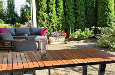 Exklusive Ferienwohnung Bad Salzschlirf - direkt am Waldrand - großer Garten kompett umzäunt - Hunde willkommen - 2 private Stellplätze - Foto 24