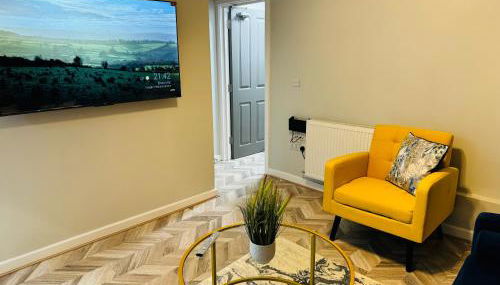 Comfy Studio Flat and Workspace near Ashton-U-Lyne Station - Foto 4