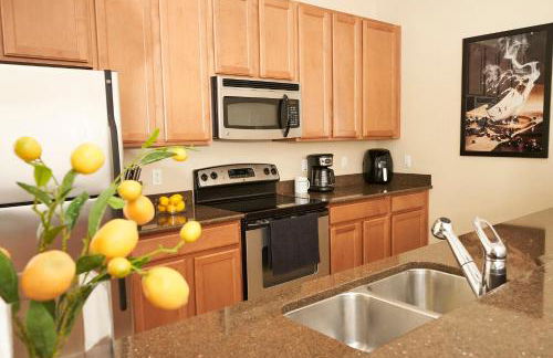 Special Offer Stunning TownHome With Private Pool close to Disney 8960PP - Foto 8