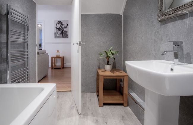 Ivy Cellar - 1 Bedroom Apartment - Tenby - Foto 35