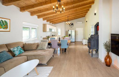 Villa Loni Trogir Marina with great pool and jacuzzi - 3 e-bike free - Foto 31
