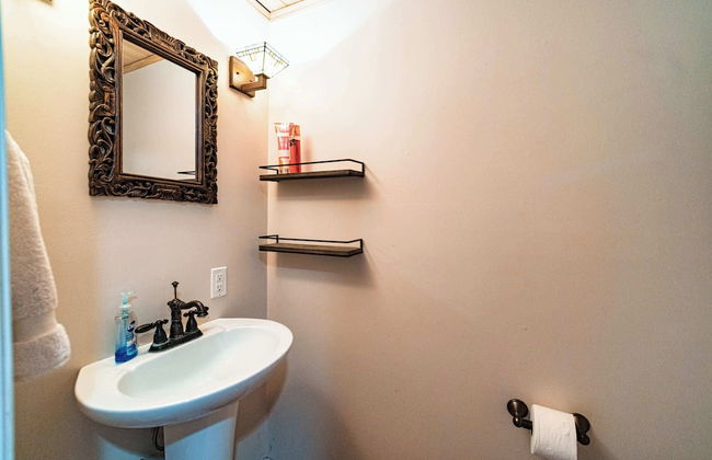 Osage Beach Getaway Lake Views Pet Friendly! - Photo 30