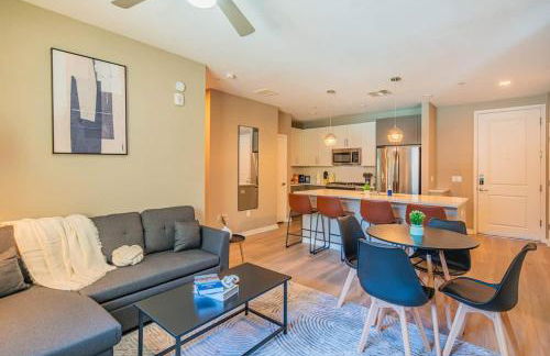 Spacious 2BR Uptown Biltmore Gym Pool Parking WD - Foto 31