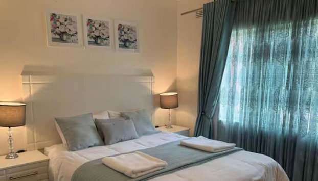 Cottage - Sleeps 4 - Pool - Near Airport - Foto 4, Habitación