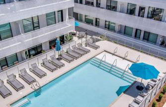 CHIC Modern Nashville Condo POOL, PATIO, PARKING - Foto 44