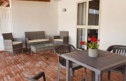 Arricàmpati Villa & Bringo Car Rental - Foto 23