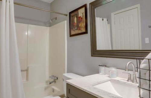 Modern Comfort Meets Classic Charm in Stonecrest - Foto 4