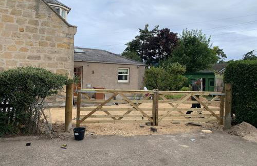 Glenerne 3 bedroom Cottage - Photo 19