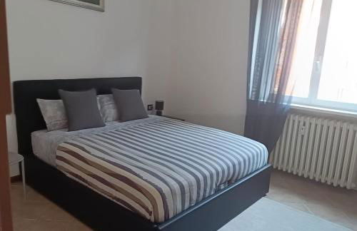 Central Milano 2-Room Apartment with Balcony - Photo 12