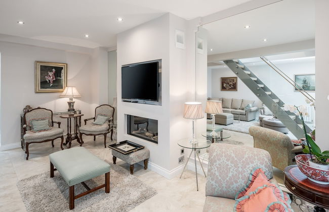 JOIVY Fabulous 4Br House W/Terrace At The Heart Of Notting Hill - Photo 15