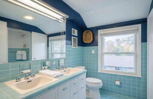 River Drive Retreat - Family Neighborhood sleeps 10 - Foto 12