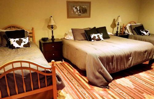 Cozy Family Accommodation for Five Guests in Montezuma, Iowa - Foto 2