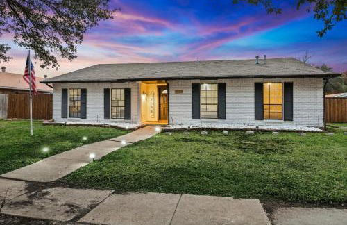 Luxurious 5BR 2BA Holiday Home with Pool, Grill, Sauna & Game Room - Foto 52