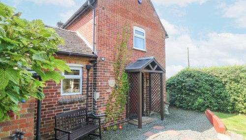 Top Stable Cottage - Photo 2