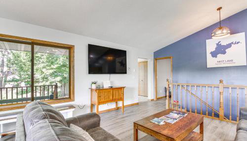 Private Lakefront Cabin with Hot Tub, Deck and Views - Foto 4