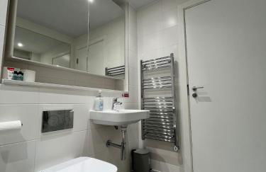 Modern 2bed Apartment in Birmingham City Centre 2 mins from Train Station with Free Parking and WiFi - Foto 21