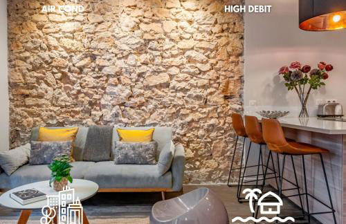 Luxury Family 2BR - Prime Location, Walk to Beach & Shopping, Sunny Balcony - By Totolulu Cannes Hoche - Foto 1