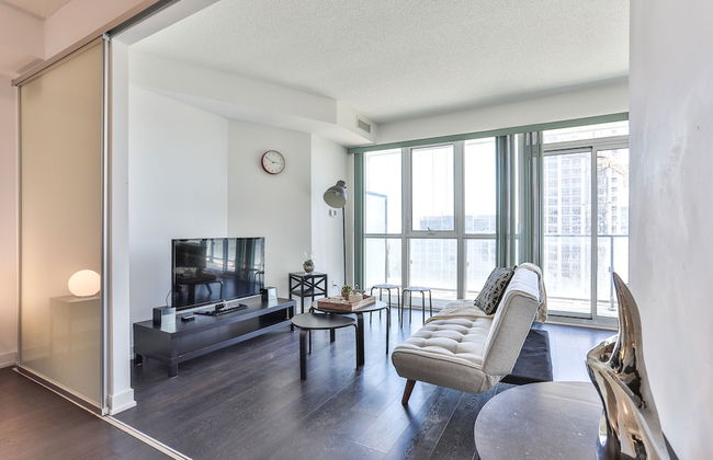 Stunning Harbourfront Condo - Foto 8
