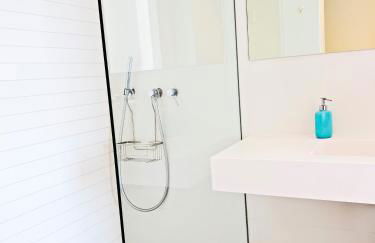 Loft Deluxe, Luminoso, Parking y Piscina - A 100 m del Mar AC - Photo 56