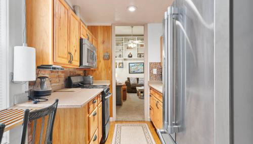 Walk to Water St and River Quaint Saugatuck Apt - Foto 5