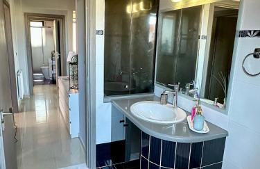 Theros Lux Apartment - Foto 57