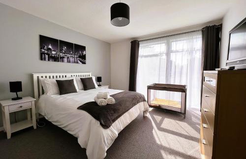 Spacious Family Bungalow with Garden for up to 7 - Photo 26