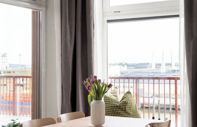 Waterfront Cabins - Photo 68