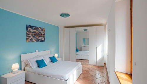 Maison Laghée-Bright Apt with balcony, Lake view! - Photo 3