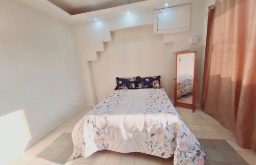 CASA - localizada no centro de Campo Grande - 2 quartos com ar e garagem para 2 carros - Foto 39